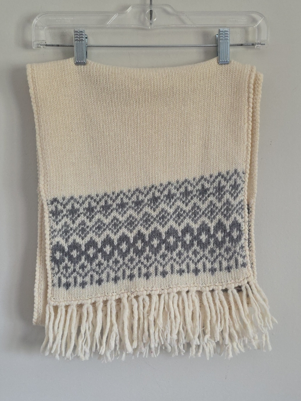 MASTINA | 100% Lambswool Nordic Fair Isle Pattern Cream Fringes